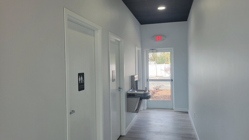 2826-2830 Raeford Rd, Fayetteville, NC à vendre - Photo du bâtiment - Image 2 de 5