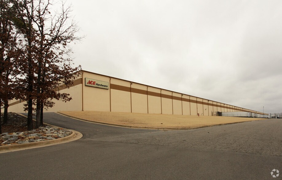 400 Murphy Dr, Maumelle, AR for lease - Building Photo - Image 2 of 2