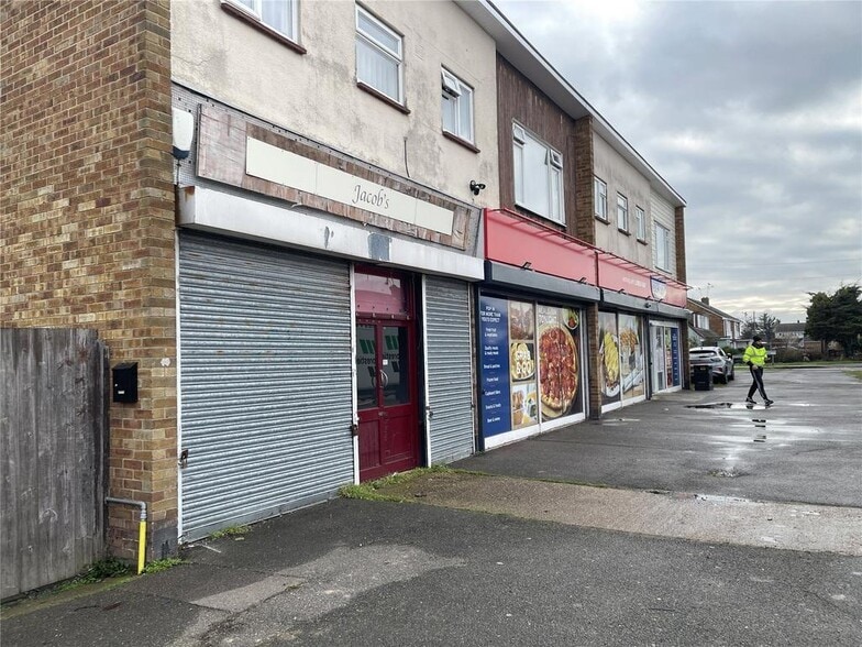 50 Linden Way, Canvey Island à louer - Photo du bâtiment - Image 2 de 10