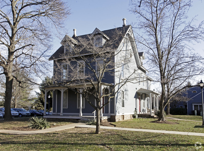 1707 Langhorne Newtown Rd, Langhorne, PA à vendre - Photo principale - Image 1 de 1