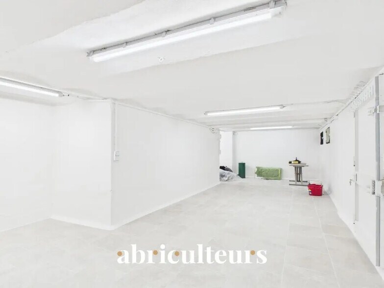 Office in Nice for sale - Interior Photo - Image 2 of 3