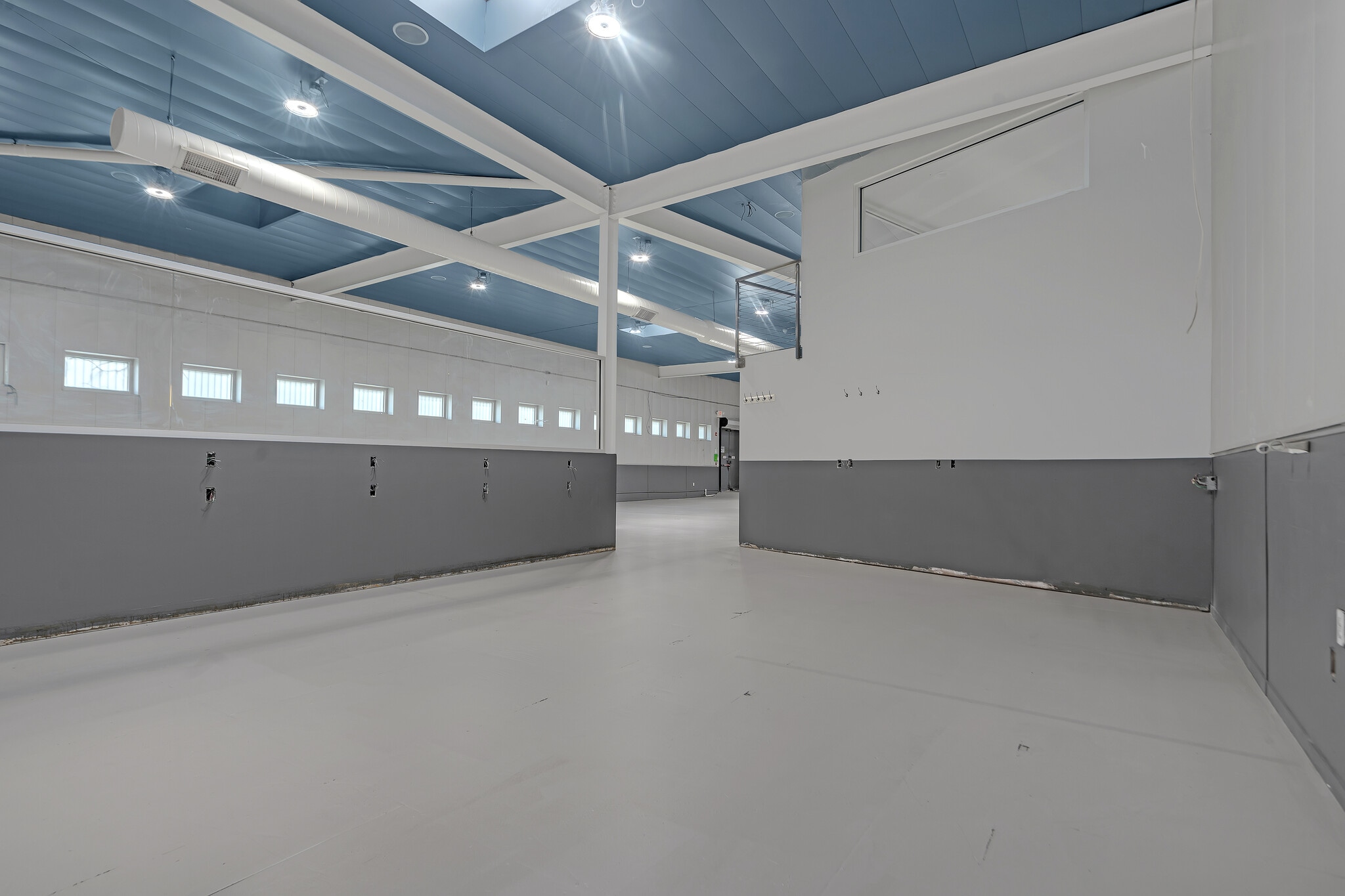 3114 Tonnelle Ave, North Bergen, NJ for lease Interior Photo- Image 1 of 39