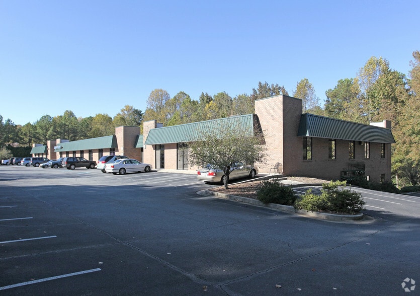 1240 Johnson Ferry Pl, Marietta, GA for lease - Building Photo - Image 1 of 7