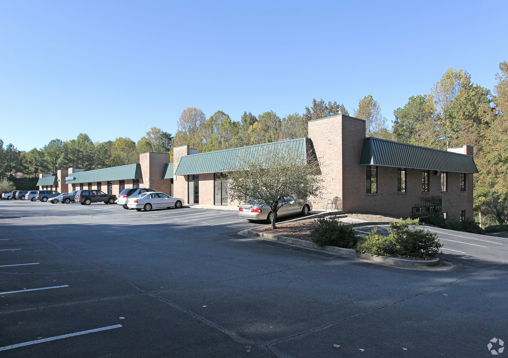 1240 Johnson Ferry Pl, Marietta, GA à louer Photo du bâtiment- Image 1 de 2