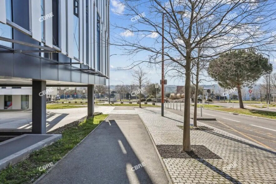 Office in Balma for lease - Building Photo - Image 3 of 14