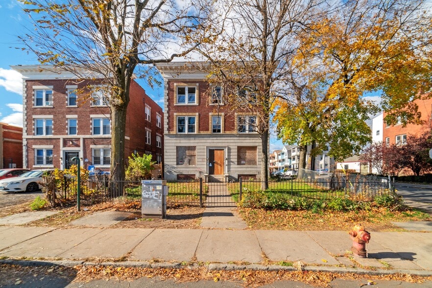 435 Wethersfield Ave, Hartford, CT à vendre - Photo principale - Image 1 de 1