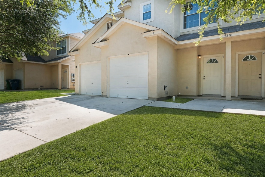 7810 Kingsbury Wood, San Antonio, TX à vendre - Photo du bâtiment - Image 2 de 16
