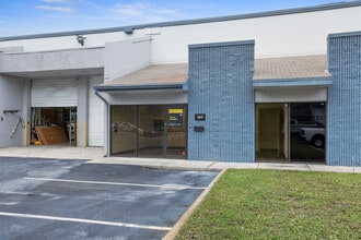 1801-1839 NW 79th Ave, Doral, FL à louer Photo du bâtiment- Image 1 de 15