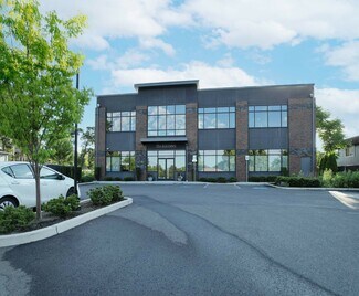 Plus de détails pour 735 E Clarendon St, Gladstone, OR - Bureau à vendre