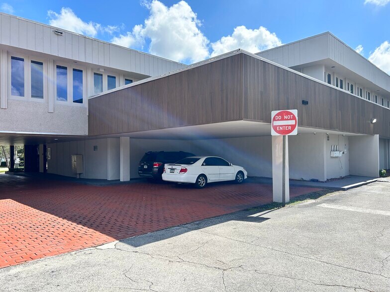 4121-4141 NW 5th St, Plantation, FL à vendre - Photo du bâtiment - Image 3 de 29