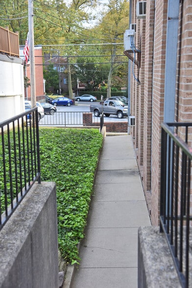 634 Penn Ave, West Reading, PA for lease - Building Photo - Image 3 of 40