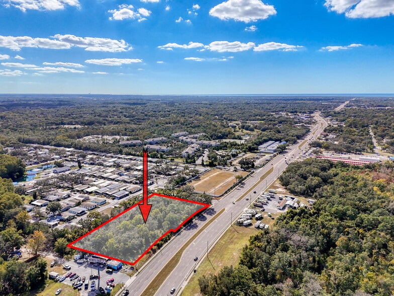 10780 State Road 52 rd, Hudson, FL à vendre - Photo du bâtiment - Image 3 de 32