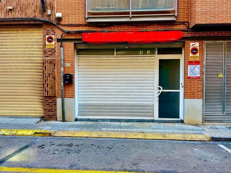 Multifamily in Aldaia, Valencia for sale - Interior Photo - Image 2 of 2