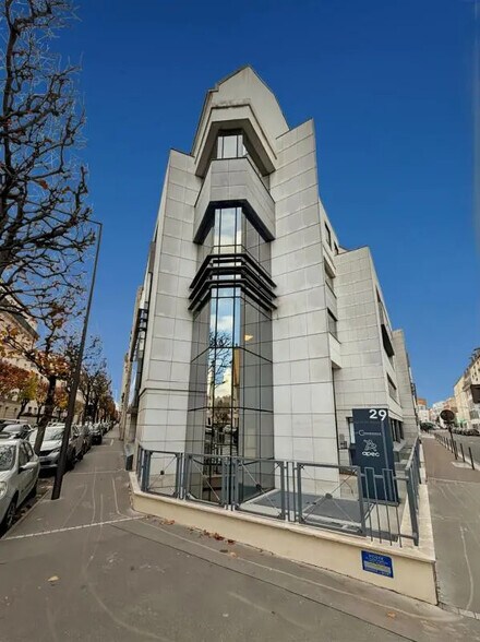 Bureau dans Vincennes à louer - Photo du bâtiment - Image 1 de 7