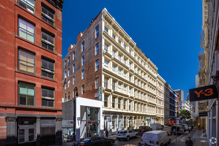 93-99 Greene St, New York, NY for lease - Building Photo - Image 3 of 3