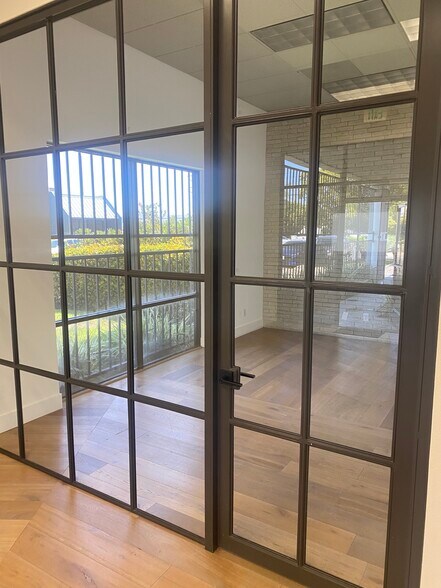 510 Goetz Ave, Santa Ana, CA à louer - Photo du bâtiment - Image 2 de 17