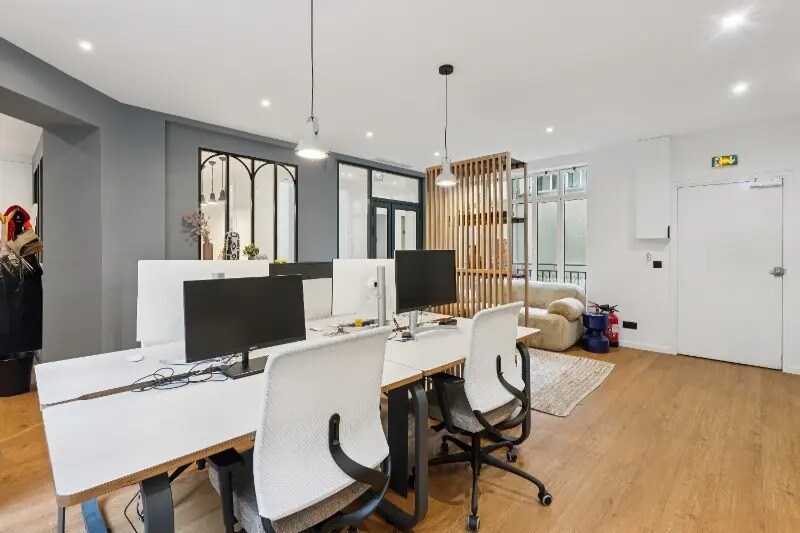 24 Rue Du Faubourg Poissonnière, Paris for lease - Interior Photo - Image 3 of 9