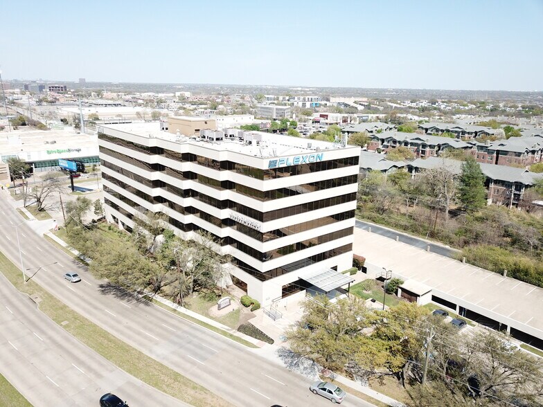 6500 Greenville Ave, Dallas, TX à louer - Photo du bâtiment - Image 2 de 10
