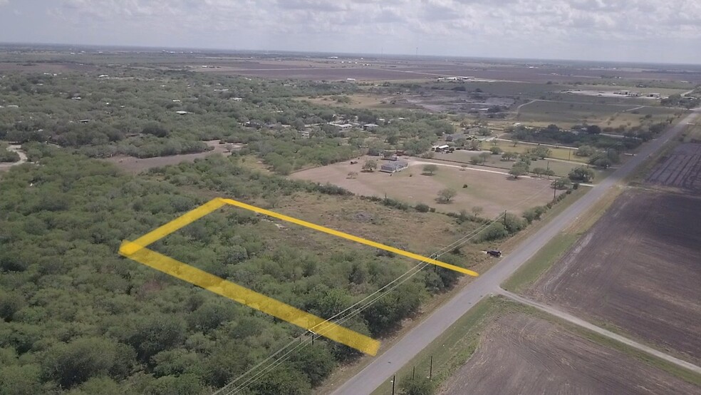 33 CR 307, Orange Grove, TX à vendre - Photo du b timent - Image 2 de 10