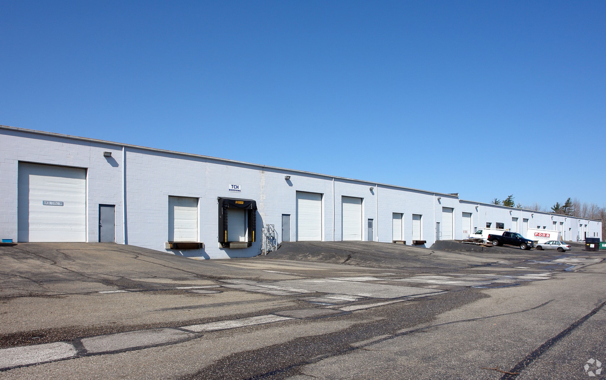 2307 E Aurora Rd, Twinsburg, OH for lease Building Photo- Image 1 of 2