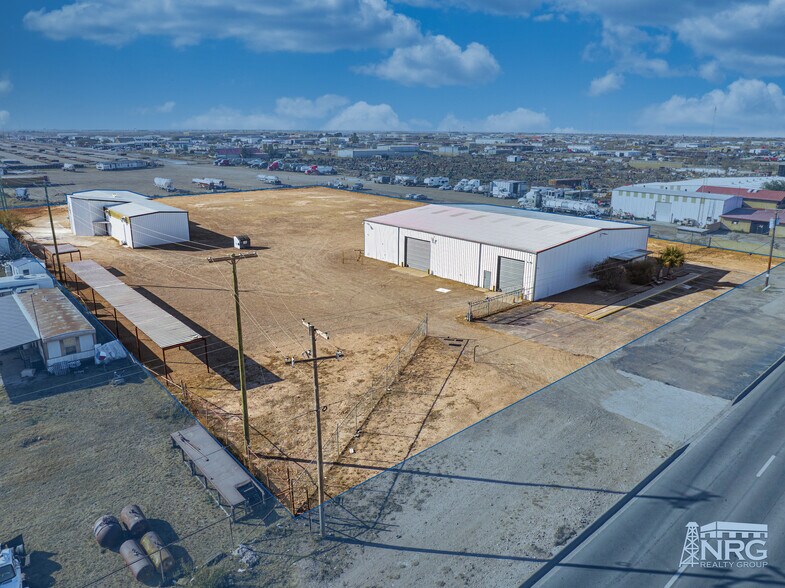 2690 S County Rd W, Odessa, TX à louer - Photo du bâtiment - Image 2 de 11