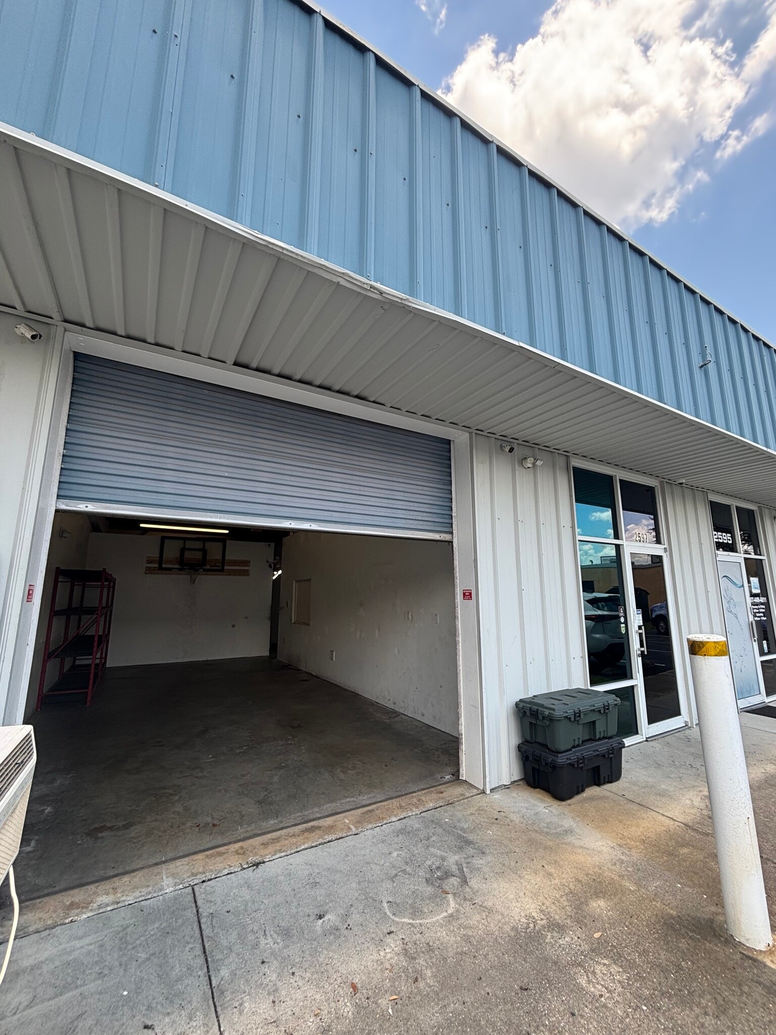 2583 N Orange Blossom Trl, Kissimmee, FL for lease Interior Photo- Image 1 of 8