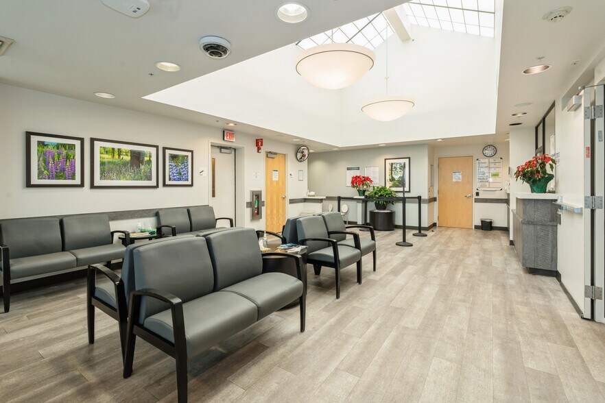 417 SE 164th Ave, Vancouver, WA à vendre - Photo du bâtiment - Image 2 de 27