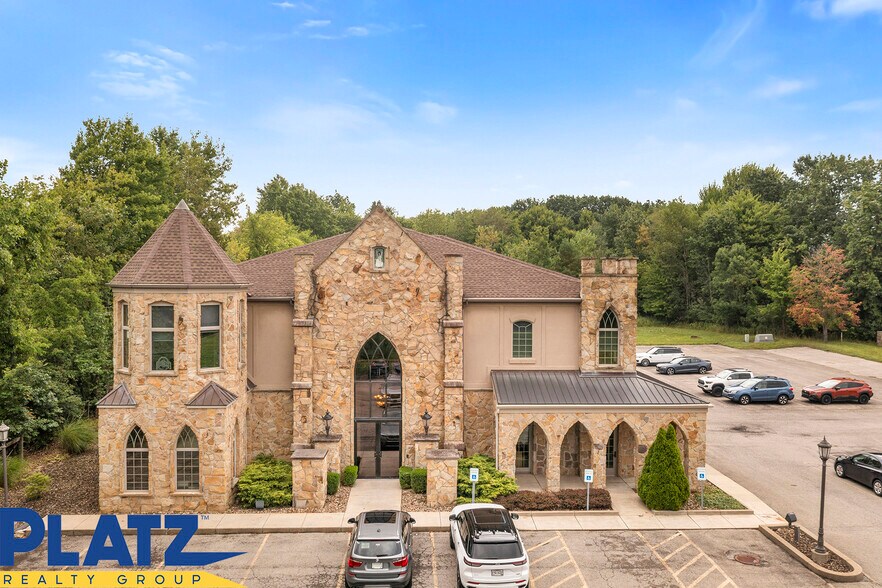 1170 E Western Reserve Rd, Youngstown, OH à vendre - Photo du bâtiment - Image 2 de 12