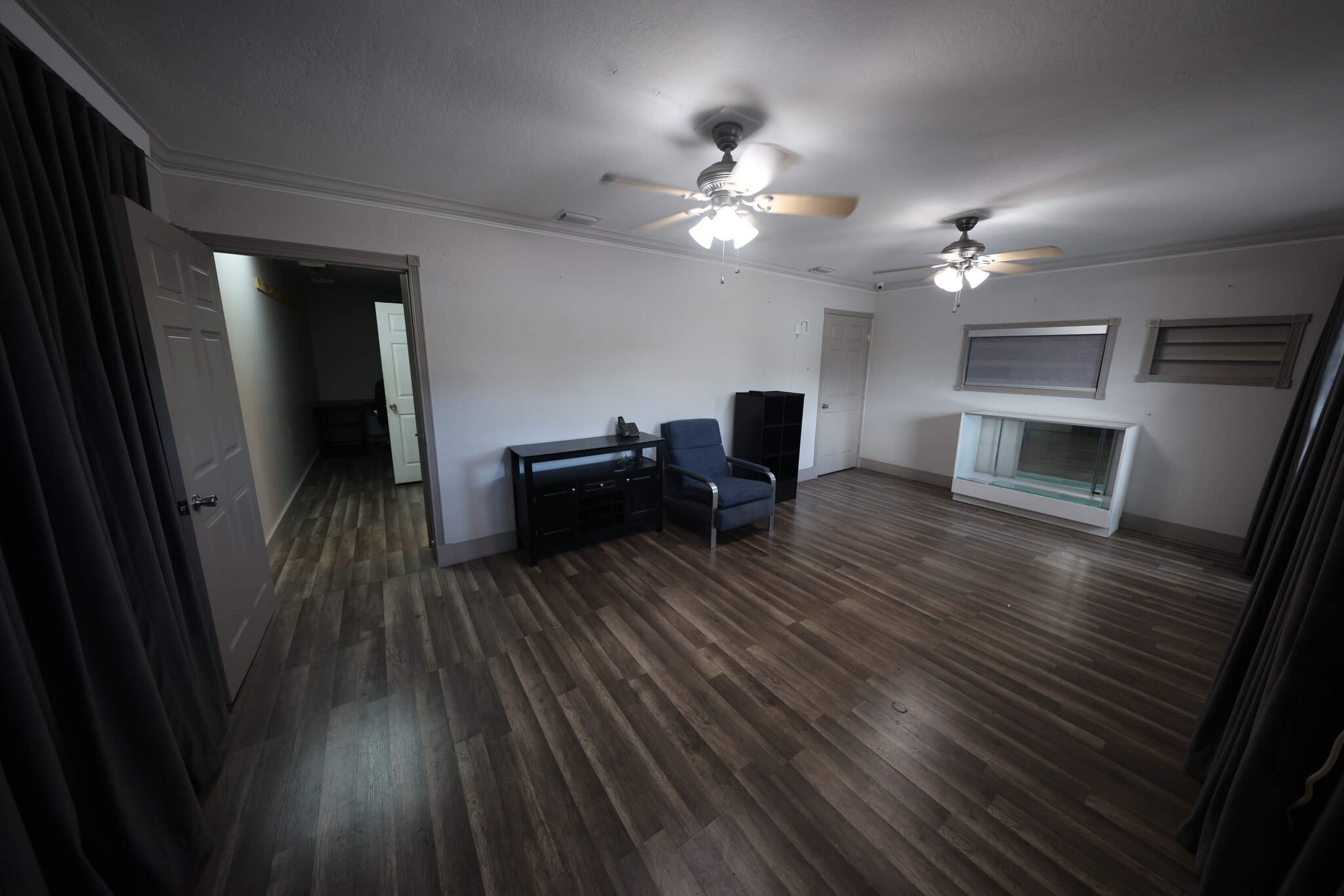 670-698 W 84th St, Hialeah, FL for lease Interior Photo- Image 1 of 18