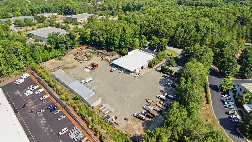 131 Tradition Trl, Holly Springs, NC for lease - Building Photo - Image 1 of 14