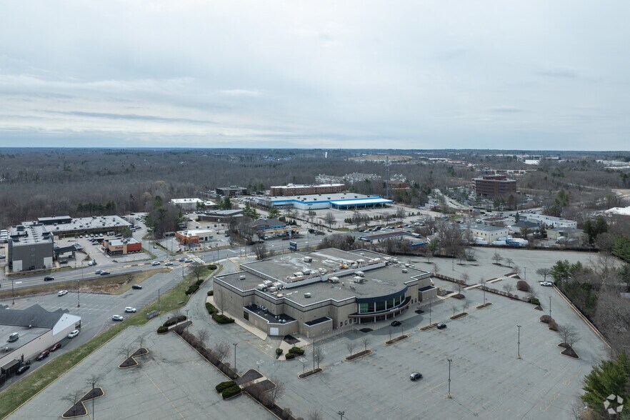 73 Mazzeo Dr, Randolph, MA à vendre - Aérien - Image 3 de 3