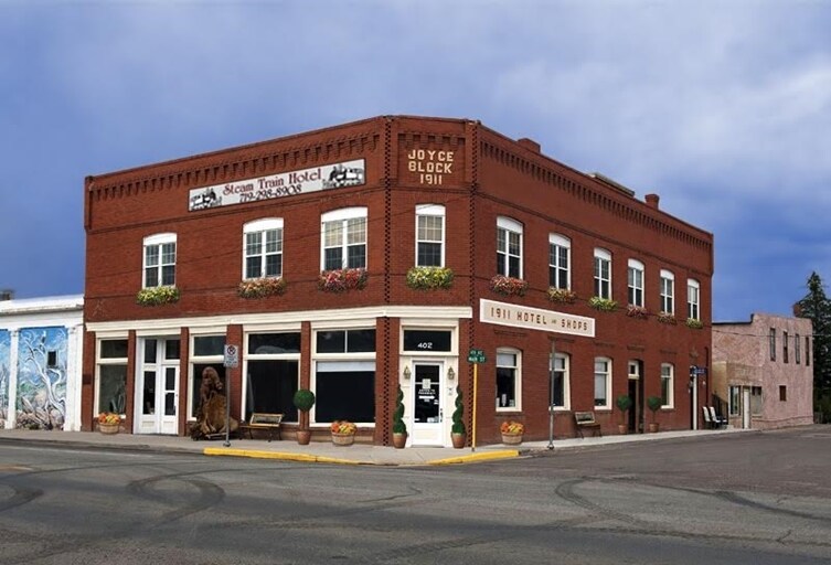 402 Main St, Antonito, CO for lease Primary Photo- Image 1 of 49