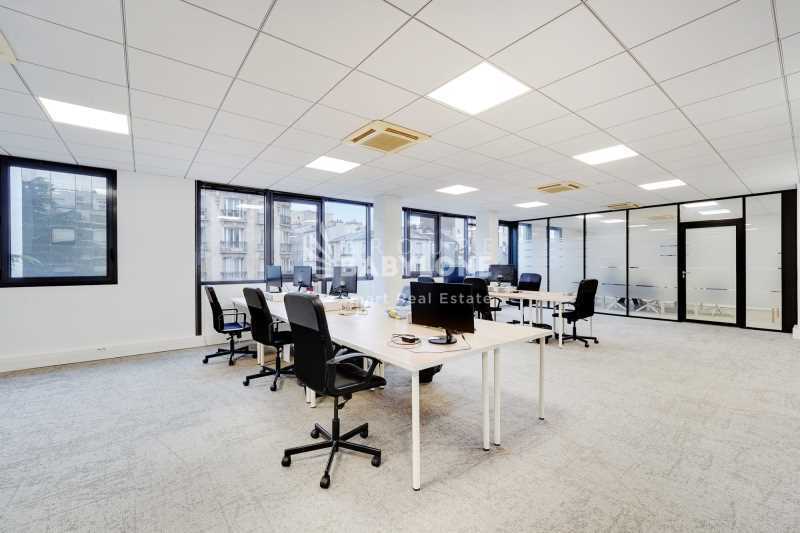 Bureau dans Levallois-Perret à louer Photo du bâtiment- Image 1 de 12
