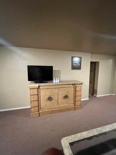 7732 Frankstown Ave, Pittsburgh, PA for sale - Building Photo - Image 3 of 7