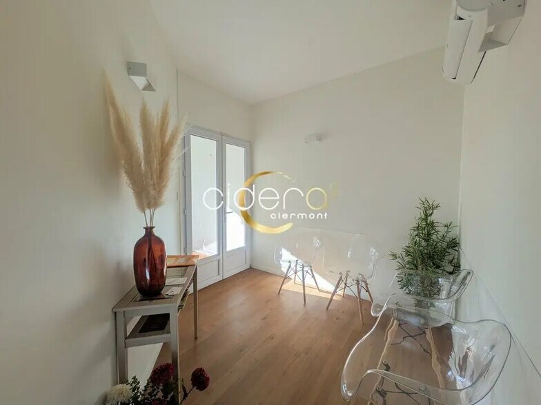 Office in Clermont-Ferrand for lease - Interior Photo - Image 3 of 6