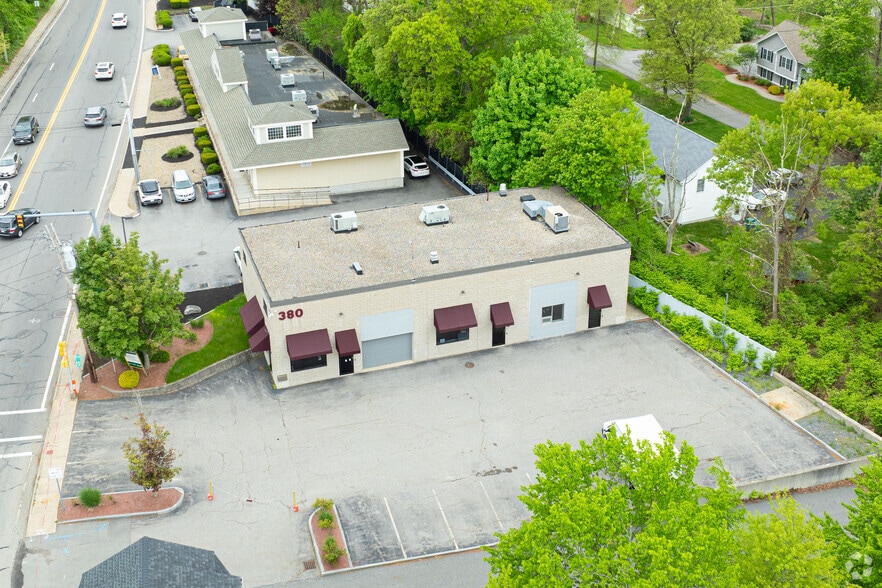 380 Cambridge St, Burlington, MA à louer - Photo du bâtiment - Image 3 de 4
