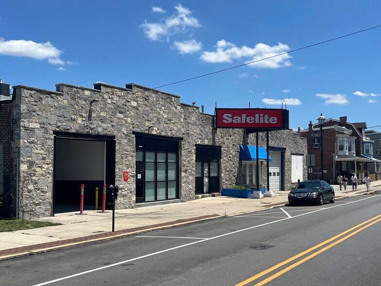25 W 4th St, Bridgeport, PA for lease - Building Photo - Image 1 of 10