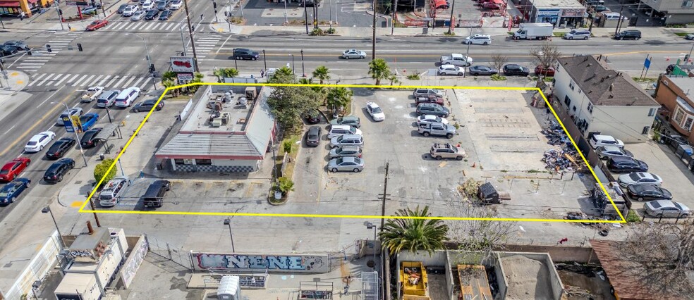 500 W Manchester Ave, Los Angeles, CA à vendre - Photo du bâtiment - Image 2 de 11