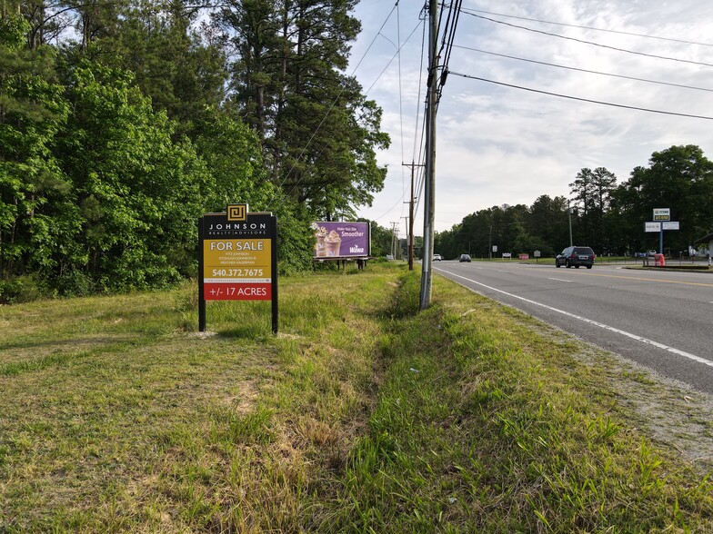 16500 Route 1, South Chesterfield, VA à vendre - Photo du bâtiment - Image 2 de 7