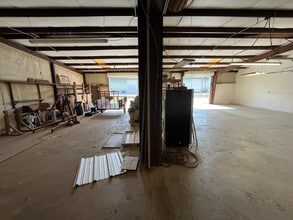 1717 Benbow Ct, Apopka, FL for lease Interior Photo- Image 2 of 4
