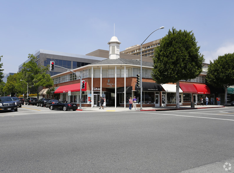 195 S Beverly Dr, Beverly Hills, CA for lease - Primary Photo - Image 2 of 9