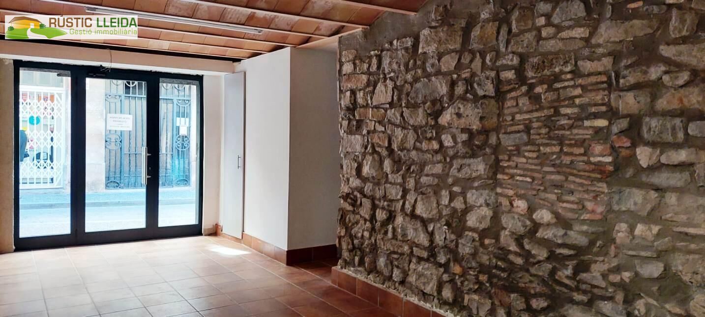 Immeuble residentiel dans Tàrrega, Lérida à vendre Photo principale- Image 1 de 2