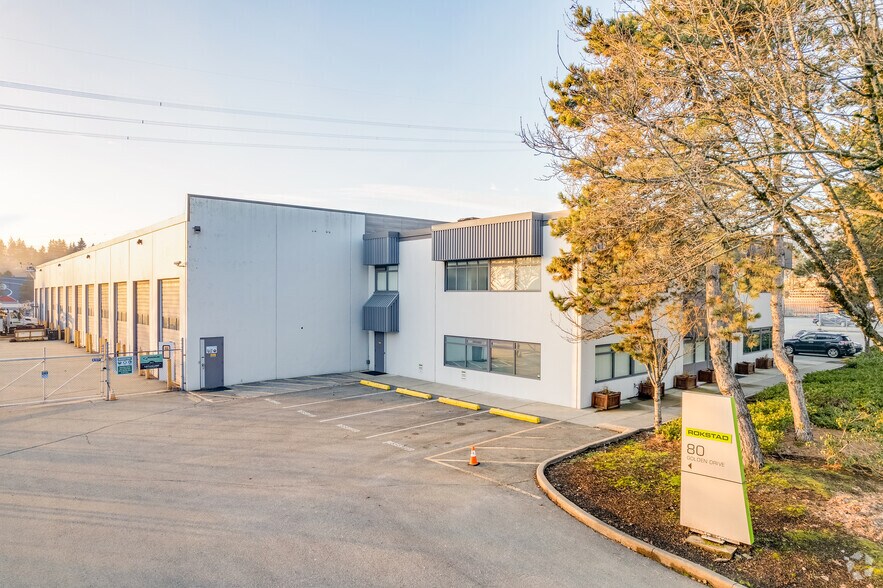 80 Golden Dr, Coquitlam, BC à vendre - Photo du bâtiment - Image 1 de 1