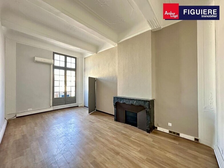 1 B Bis Rue Frédéric Mistral, Aix-en-Provence for lease - Interior Photo - Image 1 of 7
