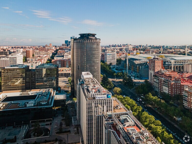 Paseo Castellana, 95, Madrid, Madrid à louer - Photo du bâtiment - Image 3 de 11