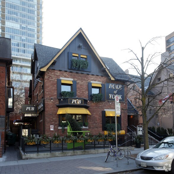 39 Prince Arthur Ave, Toronto, ON à vendre - Photo principale - Image 1 de 1