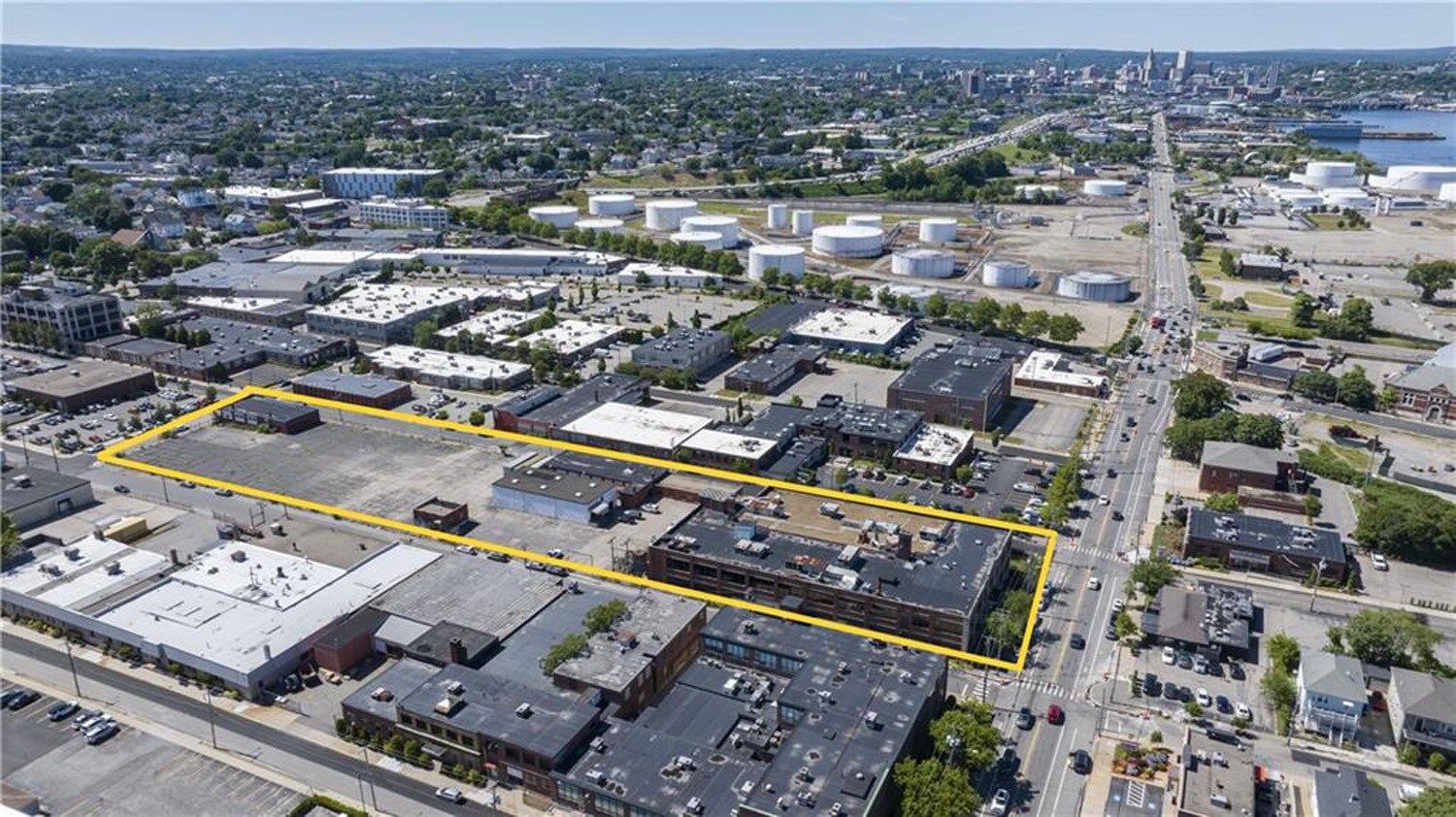 735 Allens Ave, Providence, RI à vendre Aérien- Image 1 de 1