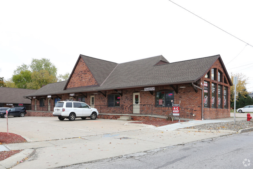 754 N Court St, Medina, OH for sale - Primary Photo - Image 1 of 1