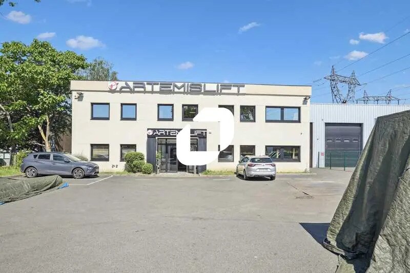 Flex in Lisses for sale Building Photo- Image 1 of 15