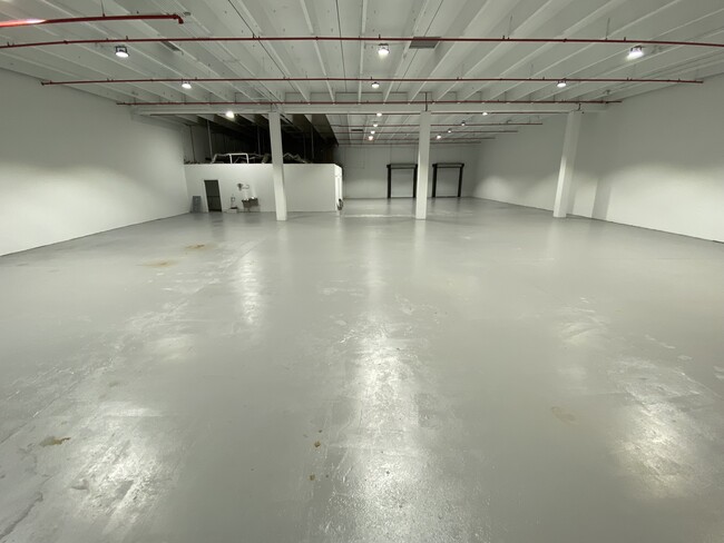 More details for 1601 N Powerline Rd, Pompano Beach, FL - Industrial for Lease